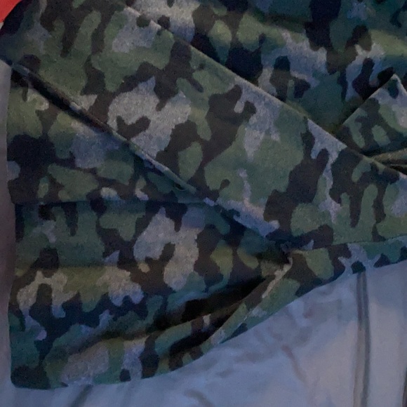 field and flower camo women’s jacket - Picture 4 of 7